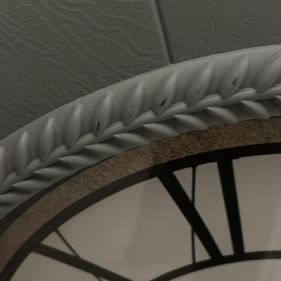 Gray Wall clock - Picture 3 of 4